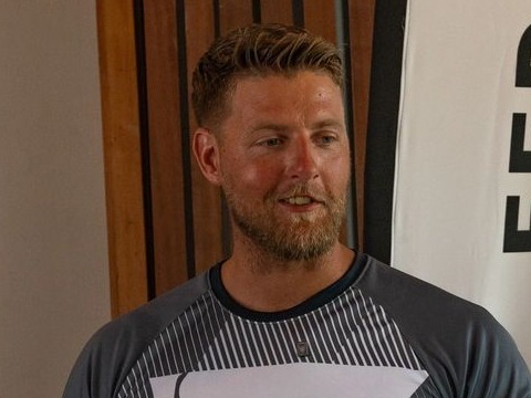 Speaking at a Federación de Freediving Costa Rica event